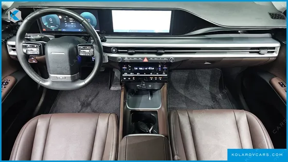 HYUNDAI GRANDEUR PREMIUM