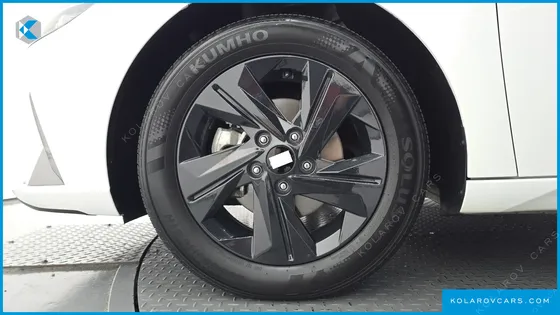 HYUNDAI ELANTRA (AVANTE) SMART