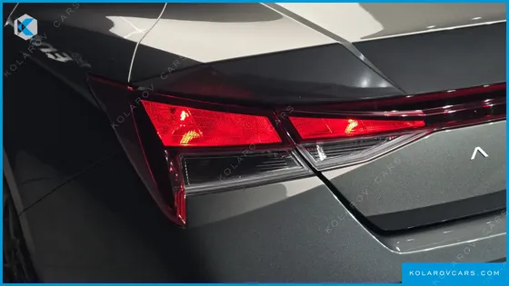 HYUNDAI ELANTRA (AVANTE) MODERN