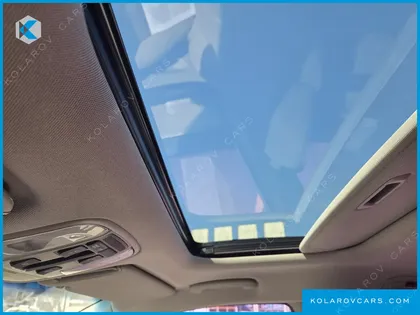 KIA CARNIVAL GASOLINE 9-SEATER NOBLESSE
