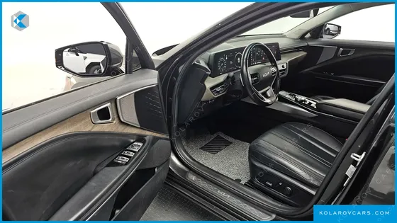 KIA K8 2.5 GASOLINE 2WD