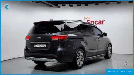 KIA CARNIVAL GASOLINE 9-SEATER NOBLESSE
