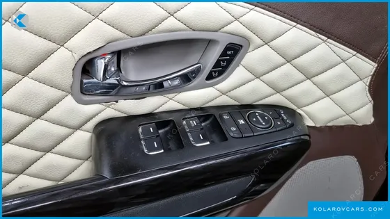 KIA CARNIVAL GASOLINE 9-SEATER NOBLESSE