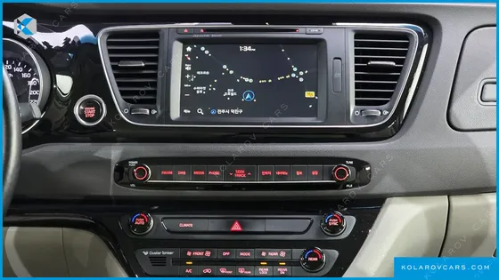 KIA CARNIVAL 9-SEATER NOBLESSE