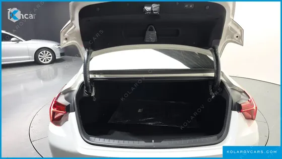 KIA K8 2.5 GASOLINE 2WD