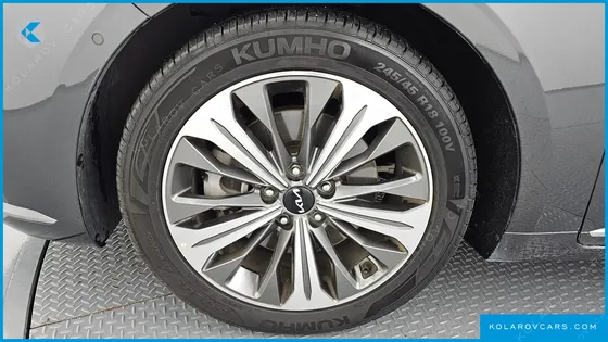 KIA K8 2.5 GASOLINE 2WD