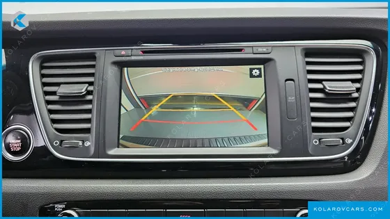 KIA CARNIVAL 9-SEATER PRESTIGE