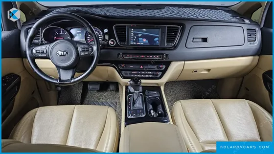 KIA CARNIVAL 9-SEATER NOBLESSE