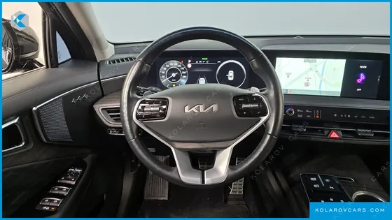 KIA K8 2.5 GASOLINE 2WD
