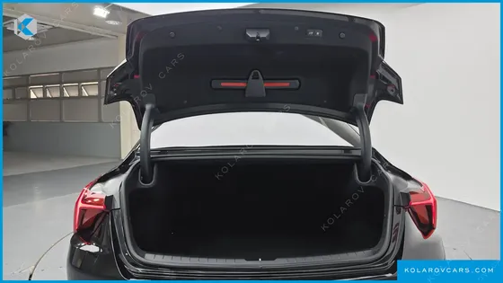 KIA K8 2.5 GASOLINE 2WD