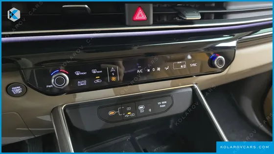 KIA CARNIVAL GASOLINE 9-SEATER HI LIMOUSINE (7-SEATER LIMOUSINE(SPECIAL VEHICLE)