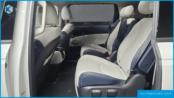 KIA CARNIVAL HEV 7SEATER SIGNATURE
