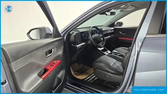 HYUNDAI KONA LONG RANGE