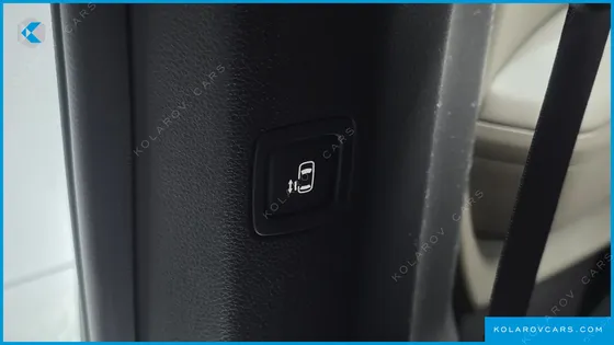 KIA CARNIVAL HEV 9SEATER NOBLESS