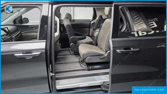 KIA CARNIVAL HEV 9SEATER NOBLESS