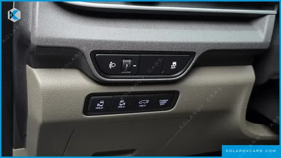 KIA CARNIVAL HEV 9SEATER NOBLESS