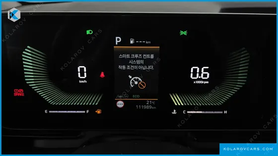 KIA CARNIVAL GASOLINE 9-SEATER PRESTIGE