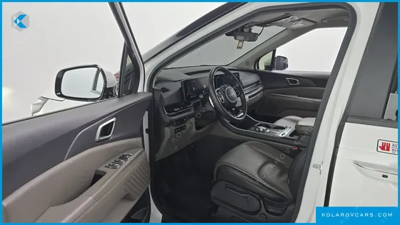 KIA CARNIVAL GASOLINE 9-SEATER PRESTIGE
