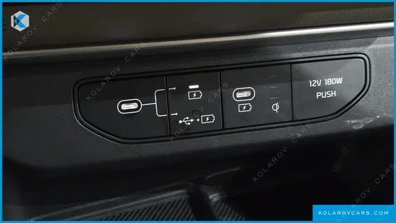 KIA CARNIVAL GASOLINE 9-SEATER PRESTIGE