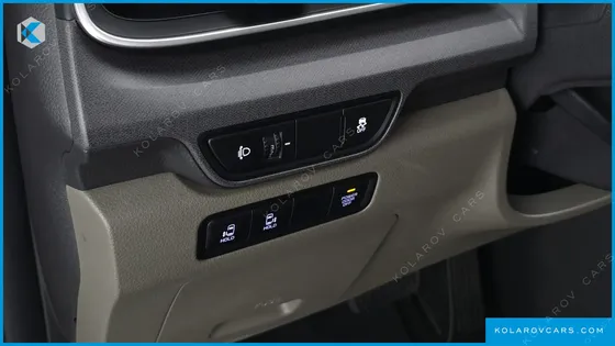 KIA CARNIVAL GASOLINE 9-SEATER PRESTIGE
