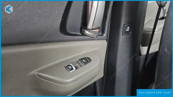 KIA CARNIVAL HEV 9SEATER NOBLESS