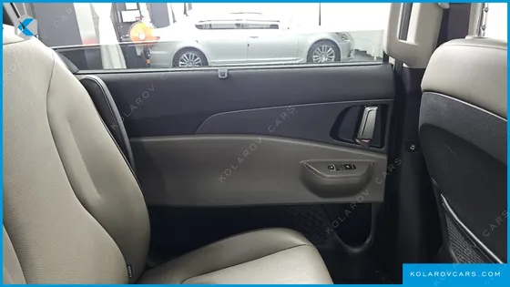 KIA CARNIVAL HEV 9SEATER NOBLESS
