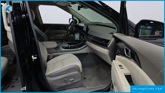 KIA CARNIVAL DIESEL 9-SEATER HI LIMOUSINE