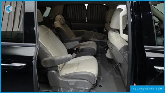 KIA CARNIVAL DIESEL 9-SEATER HI LIMOUSINE