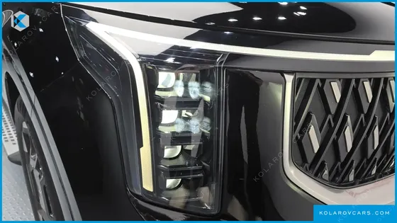 KIA CARNIVAL DIESEL 9-SEATER HI LIMOUSINE