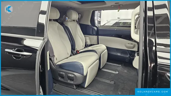 KIA CARNIVAL HEV 7SEATER GRAVITY