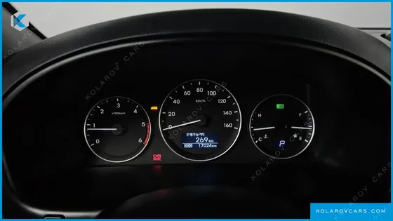 HYUNDAI STAREX 4WD WAGON 12-SEATER