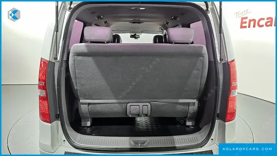 HYUNDAI STAREX 4WD WAGON 12-SEATER