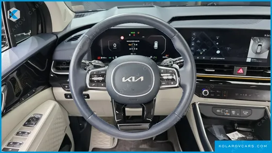 KIA CARNIVAL HEV 7SEATER GRAVITY