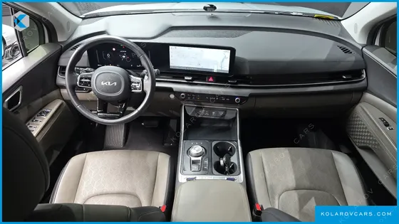 KIA CARNIVAL GASOLINE 9-SEATER PRESTIGE