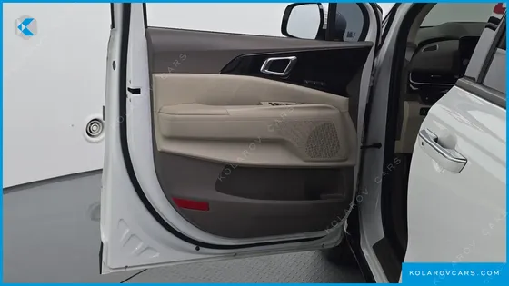 KIA CARNIVAL HEV 7SEATER SIGNATURE