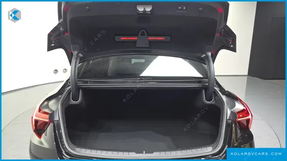 KIA K8 2.5 GASOLINE 2WD