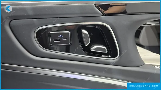 KIA CARNIVAL DIESEL 9-SEATER NOBLESSE