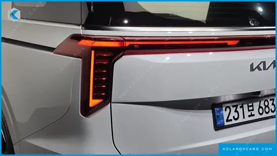 KIA CARNIVAL DIESEL 9-SEATER NOBLESSE