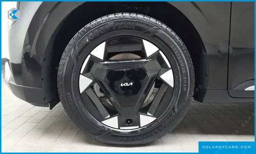 KIA CARNIVAL HEV 9SEATER NOBLESS