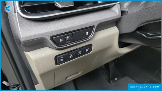 KIA CARNIVAL HEV 9SEATER NOBLESS