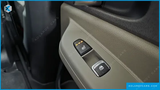 KIA CARNIVAL HEV 9SEATER NOBLESS