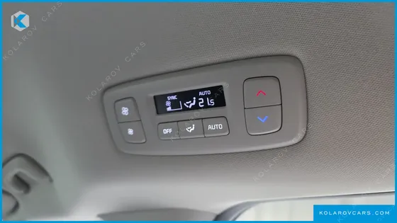 KIA CARNIVAL HEV 9SEATER NOBLESS