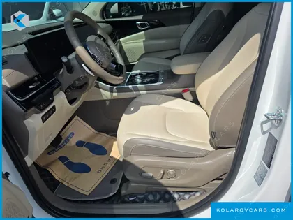 KIA CARNIVAL GASOLINE 7-SEATER HI LIMOUSINE