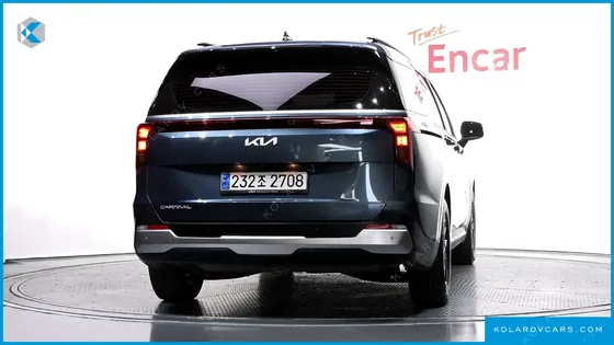 KIA CARNIVAL DIESEL 9-SEATER PRESTIGE