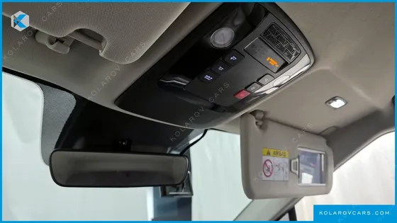 KIA CARNIVAL DIESEL 9-SEATER PRESTIGE