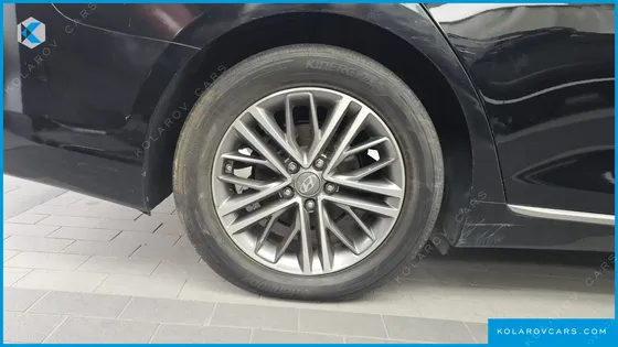 HYUNDAI GRANDEUR 3.0 LPI MODERN (RENTAL CAR)