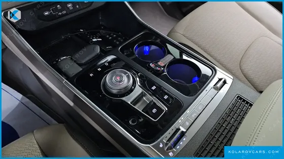 KIA CARNIVAL HEV 9-SEATER HI-LIMOUSINE