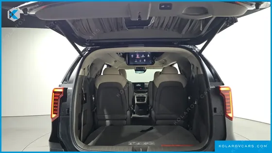 KIA CARNIVAL HEV 9-SEATER HI-LIMOUSINE