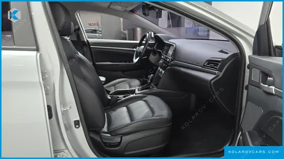 HYUNDAI ELANTRA (AVANTE) 1.6