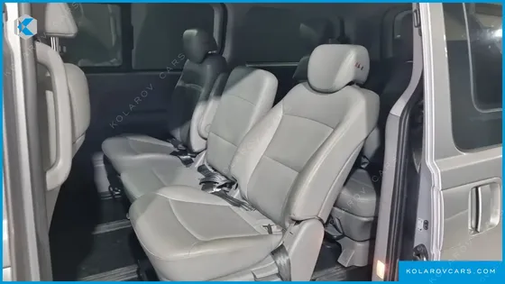 HYUNDAI STAREX 12-SEATER LPI